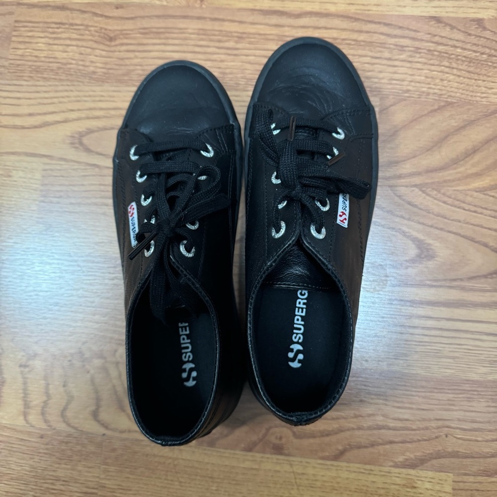Superga Black Shoes Size 37. Like New Condition